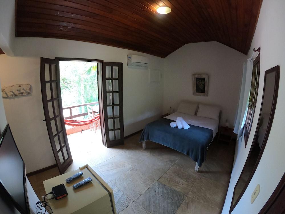 Pousada Casa Cactus Praia Da Tartaruga Buzios Екстериор снимка